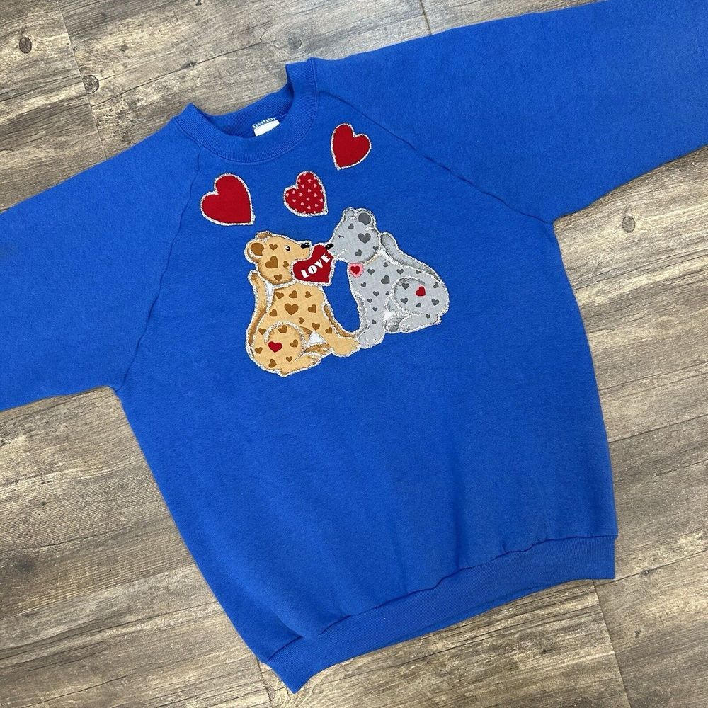 Vintage Fruit Of The Loom Sweatshirt Made In USA Women Size Large Dogs Hearts 85